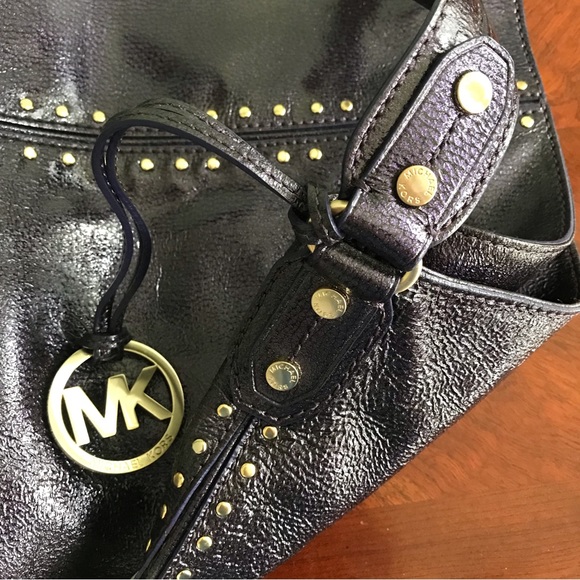 Michael Kors Astor Hobo Bag Studs Details Leather Bag - Picture 8 of 14